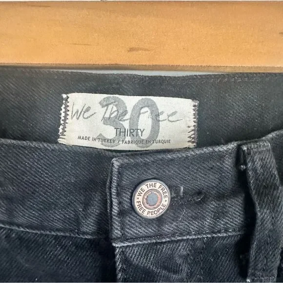 We The Free Stove Pipe Jean in Black Out Free People Size 30 - Picture 5 of 8